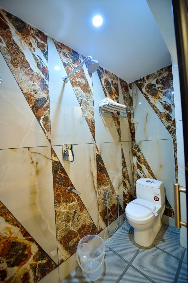 Hotel Surya Lodge 迈索尔 外观 照片