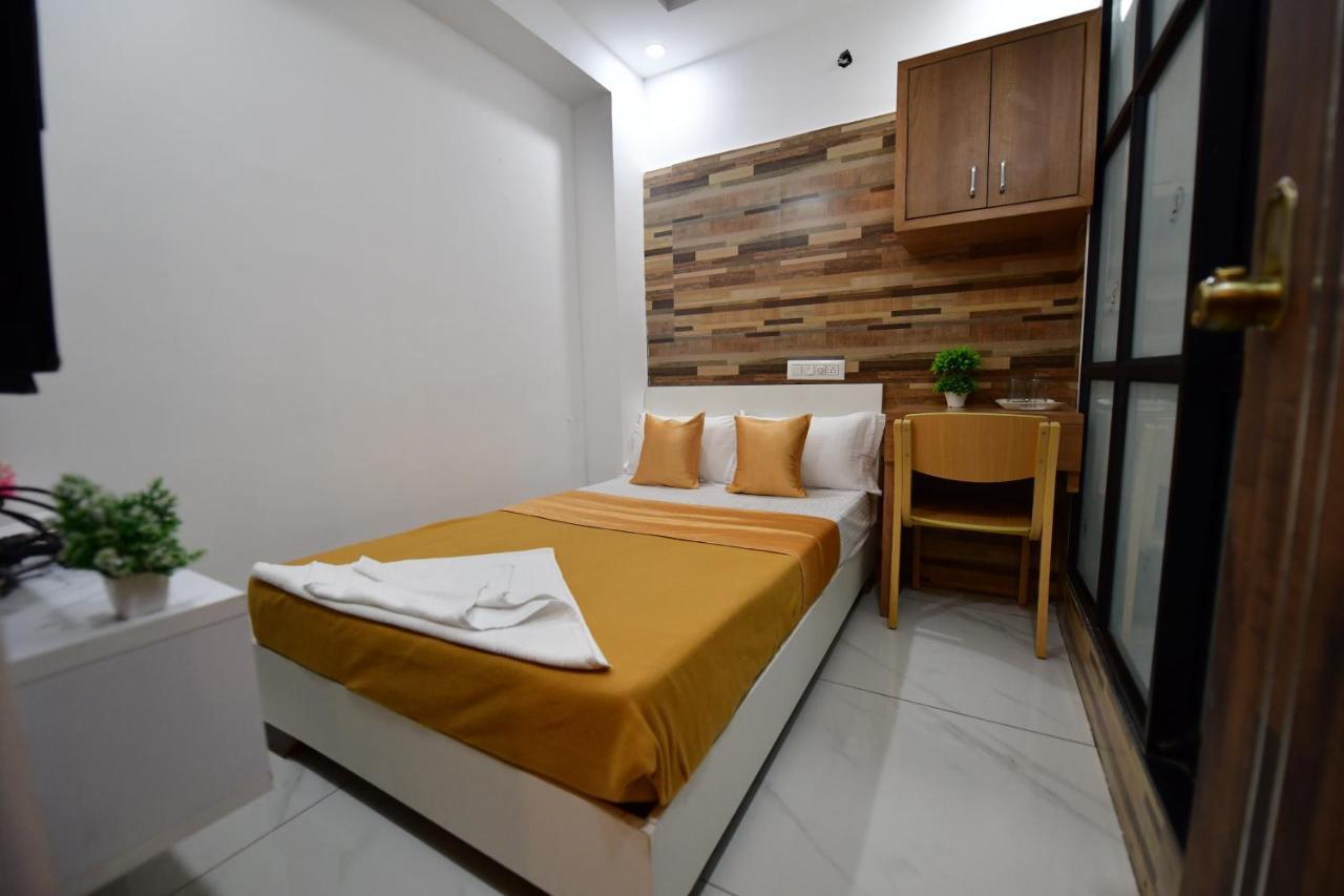 Hotel Surya Lodge 迈索尔 外观 照片